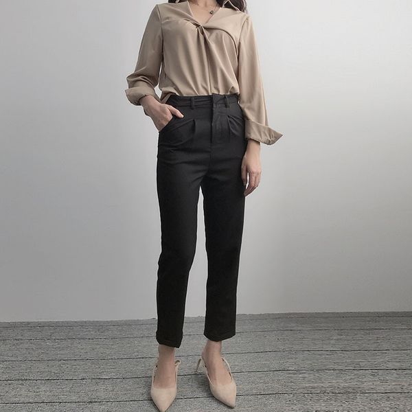 2020 spring and summer new style high-waisted casual pants women's ninth pants drape suit harem baggy fashion office, Black;white
2020 spring and summer new style high-waisted casual pants women's ninth pants drape suit harem baggy fashion office, Black;white