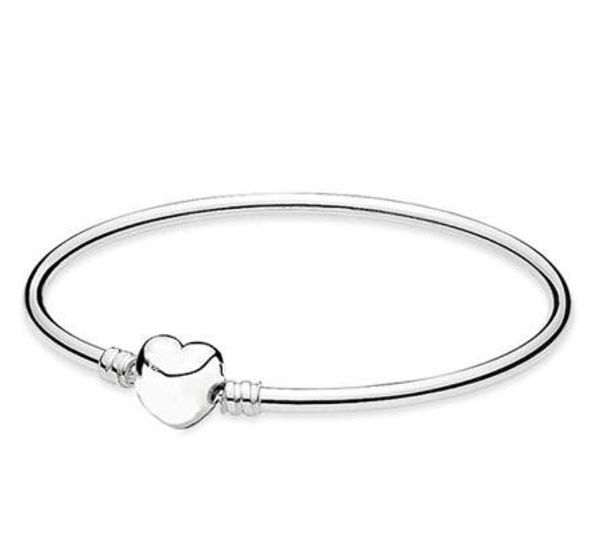 authentic 925 sterling silver bangle love heart shape clasp decorated bracelet bangle fit women bead charm diy fashion jewelry, Golden;silver
authentic 925 sterling silver bangle love heart shape clasp decorated bracelet bangle fit women bead charm diy fashion jewelry, Golden;silver