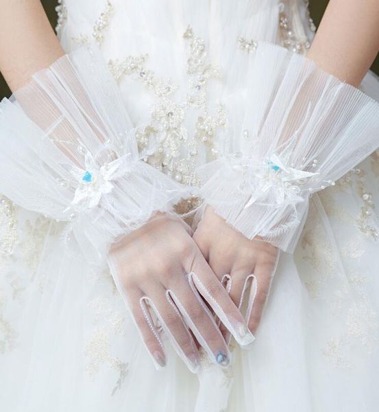 women' elegant pearl beaded perspective mesh short gloves female white color lace glove r1725, Blue;gray
women' elegant pearl beaded perspective mesh short gloves female white color lace glove r1725, Blue;gray
