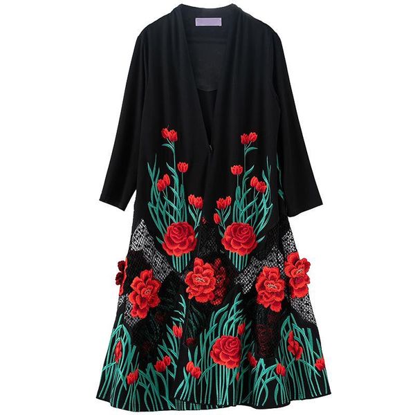 women trench coat embroidery over the knee coat fashion thin and light elegant windbreaker female plus size -5xl, Tan;black
women trench coat embroidery over the knee coat fashion thin and light elegant windbreaker female plus size -5xl, Tan;black