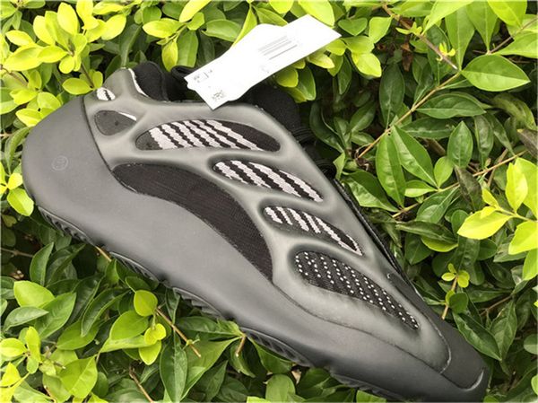 2020 аутентичные boots 700 v3 alvah h67799 кроссовки мужчины женщины azael fw4980 glow in the dark kanye west sneakers с оригинальной коробк
2020 аутентичные boots 700 v3 alvah h67799 кроссовки мужчины женщины azael fw4980 glow in the dark kanye west sneakers с оригинальной коробк