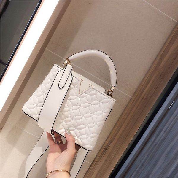 new women new luxury handbag shoulder bag crossbody fashion lady handbags cfy2005053
new women new luxury handbag shoulder bag crossbody fashion lady handbags cfy2005053
