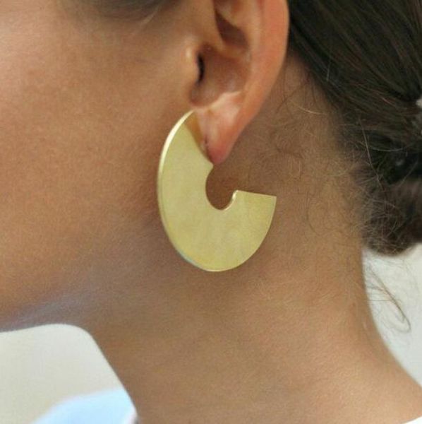 designer jewelry gold color charm earrings c shape anomalous geometry for women fashion of shipping, Golden
designer jewelry gold color charm earrings c shape anomalous geometry for women fashion of shipping, Golden