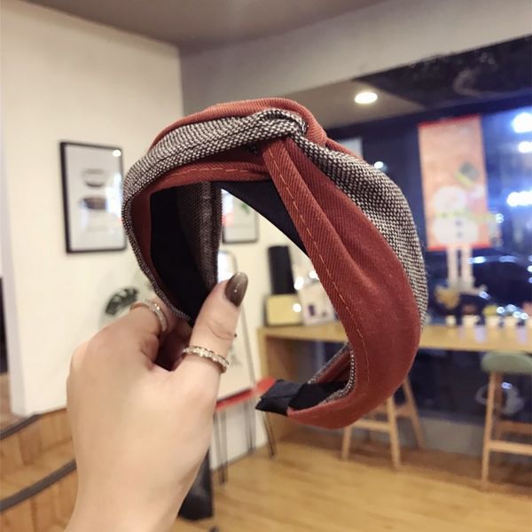 simple cross knot headband stripe for women hair accessories headband, Golden;white
simple cross knot headband stripe for women hair accessories headband, Golden;white