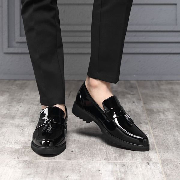m-anxiu british fashion patent leather men's shoes personality tassel one foot leisure outdoor classic popular lazy party shoes, Black
m-anxiu british fashion patent leather men's shoes personality tassel one foot leisure outdoor classic popular lazy party shoes, Black