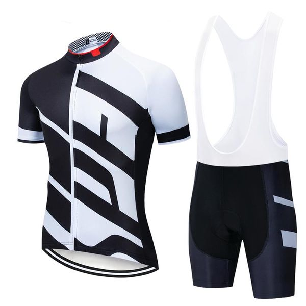 wear new велоспорт set мужчины велоспорт одежда mtb велосипед одежда дышащего anti-uv дорожного велосипеда джерси set, Black;blue
wear new велоспорт set мужчины велоспорт одежда mtb велосипед одежда дышащего anti-uv дорожного велосипеда джерси set, Black;blue