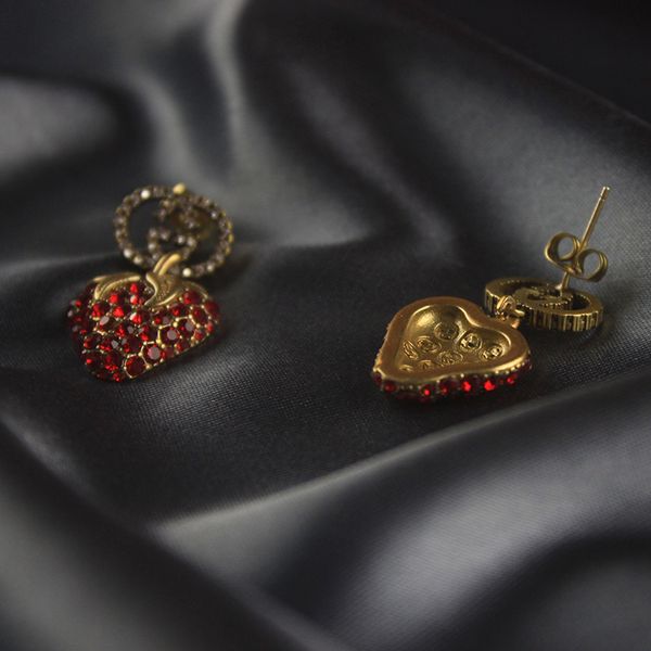 plant earring women red crystal earring studs strawberry copper earring ins hot, Golden
plant earring women red crystal earring studs strawberry copper earring ins hot, Golden