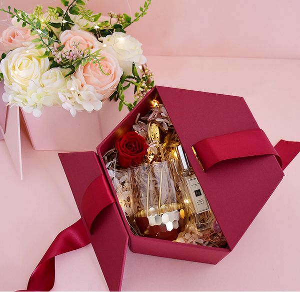 surprise creative hexagonal hexagon birthday bridesmaid bride hand gift ins lipstick gift box christmas new year gift box flower box
surprise creative hexagonal hexagon birthday bridesmaid bride hand gift ins lipstick gift box christmas new year gift box flower box