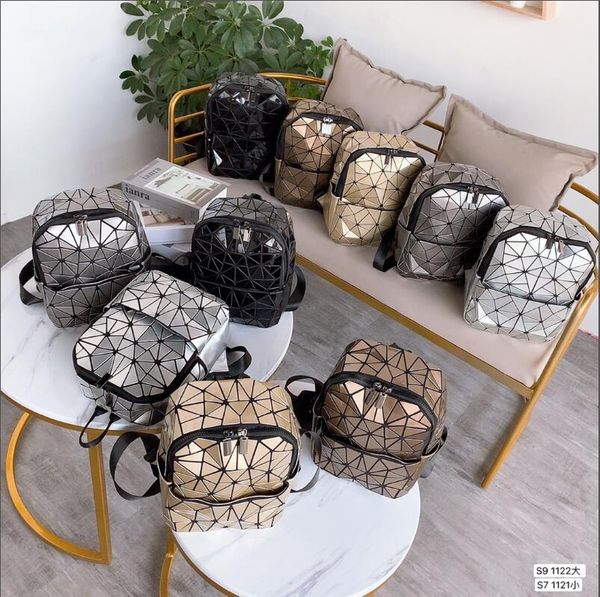 the new turbot bag for women is specially designed for fashion trend. the geometric turbot backpacks have two specifications and the large s
the new turbot bag for women is specially designed for fashion trend. the geometric turbot backpacks have two specifications and the large s