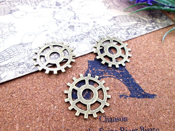 45pcs--antique tibetan bronze gear charms pendant, gear charms connector 25mm, Bronze;silver
45pcs--antique tibetan bronze gear charms pendant, gear charms connector 25mm, Bronze;silver