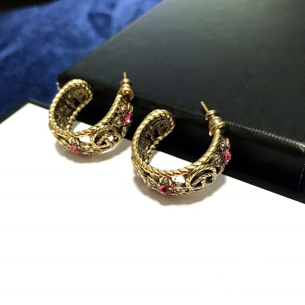 super classic letters retro flowers diamonds wild fashion designer earrings luxury designer jewelry women earrings, Golden
super classic letters retro flowers diamonds wild fashion designer earrings luxury designer jewelry women earrings, Golden