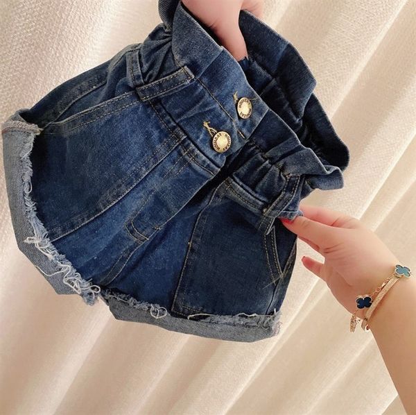 children's 2020 summer girl's western style all-match high-waisted bract denim and jeans shorts and jeans shorts little girl, Blue 
children's 2020 summer girl's western style all-match high-waisted bract denim and jeans shorts and jeans shorts little girl, Blue