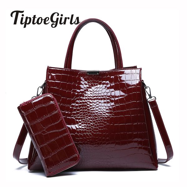 crocodile pattern two-piece composite bag ladies handbag new fashion casual wild shoulder messenger bag
crocodile pattern two-piece composite bag ladies handbag new fashion casual wild shoulder messenger bag