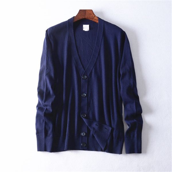 new arrival pure wool vneck knit men casual loose cardigan sweater single breasted retail wholesale, White;black
new arrival pure wool vneck knit men casual loose cardigan sweater single breasted retail wholesale, White;black