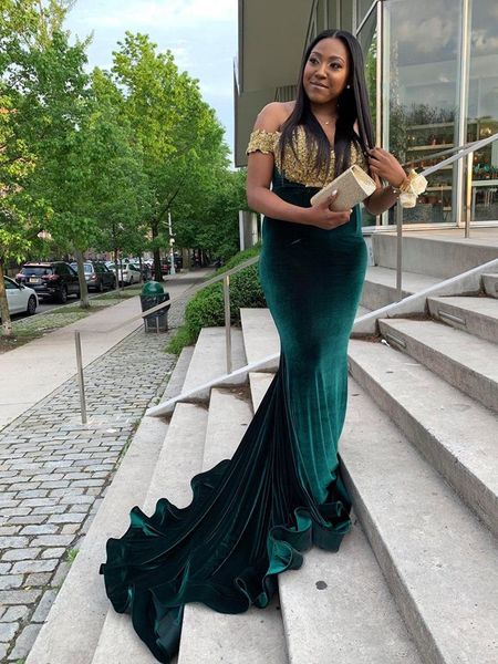 off shoulder hunter green mermaid evening dressses girls velvet sweep train prom gowns abendkleider with gold appliques 90, Black;red
off shoulder hunter green mermaid evening dressses girls velvet sweep train prom gowns abendkleider with gold appliques 90, Black;red