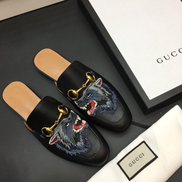 2020 latest black leather casual slippers men casual shoes fashion trend comfortable shoe size 38-44 type 39745400573b
2020 latest black leather casual slippers men casual shoes fashion trend comfortable shoe size 38-44 type 39745400573b