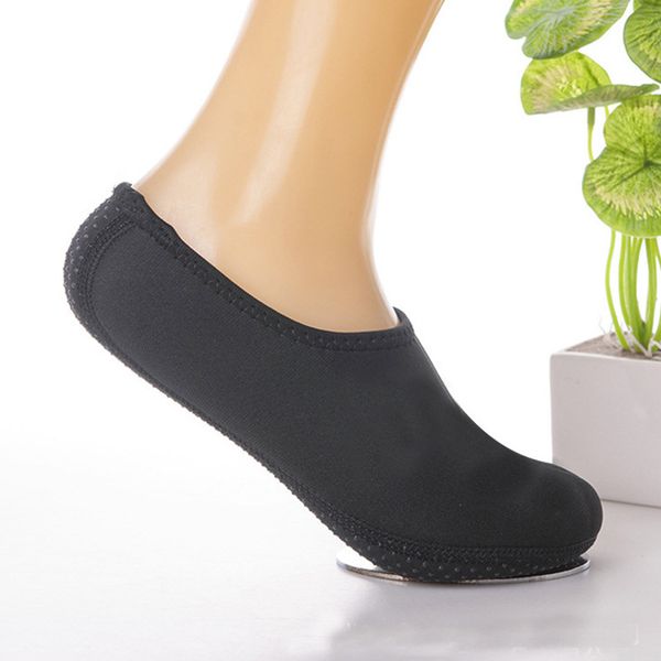 3mm beach socks antiskid scuba diving boots snorkeling surfing neoprene sock swimming fins flippers wetsuit aqua shoes kid adult, Black
3mm beach socks antiskid scuba diving boots snorkeling surfing neoprene sock swimming fins flippers wetsuit aqua shoes kid adult, Black