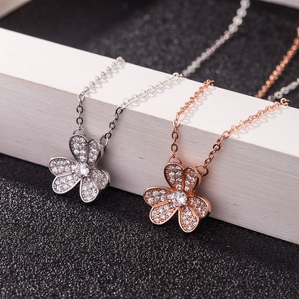 jewelry woman necklace pendant s925 sterling silver three petal necklace micro inlay clavicle chain rose gold 2019 fashion
jewelry woman necklace pendant s925 sterling silver three petal necklace micro inlay clavicle chain rose gold 2019 fashion