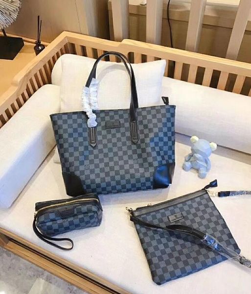 three-piece set new leather colorblock bag european and american leather handbag mini shoulder camera bag 20039
three-piece set new leather colorblock bag european and american leather handbag mini shoulder camera bag 20039