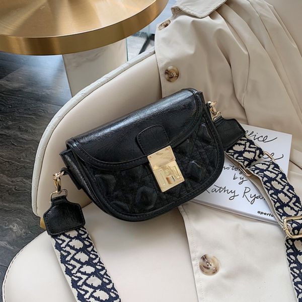 одно плечо пакет chic малые ck женщина 2020 western style satchel broadband седло пакет из мягкой кожи сумка сумки класса люкс
одно плечо пакет chic малые ck женщина 2020 western style satchel broadband седло пакет из мягкой кожи сумка сумки класса люкс