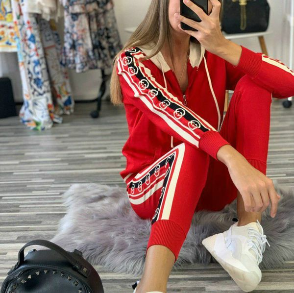 womans brand sweatsuit female sets brand two-piece set letter print fashion tees and pants luxury casual women trendy tracksuits, White
womans brand sweatsuit female sets brand two-piece set letter print fashion tees and pants luxury casual women trendy tracksuits, White