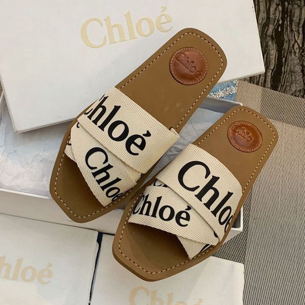 Luxury fa hion luxury de igner women lipper letter cotton fabric ummer beach flat lide flip flop fa hion uper tar hoe with box
Luxury fa hion luxury de igner women lipper letter cotton fabric ummer beach flat lide flip flop fa hion uper tar hoe with box