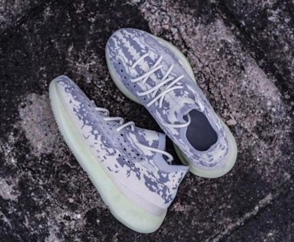 3 380 west designer black white green sneaker men women kanye v citrin alien outdoor shoes
3 380 west designer black white green sneaker men women kanye v citrin alien outdoor shoes