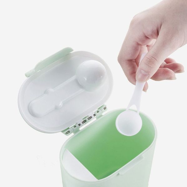infant milk powder container with lids storage feeding box for kids baby formula milk dispenser case
infant milk powder container with lids storage feeding box for kids baby formula milk dispenser case