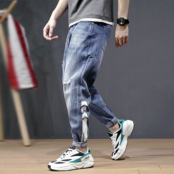 fashion streetwear men jeans blue color loose fit harem pants taper trousers printed designer small leg hip hop ripped jeans men
fashion streetwear men jeans blue color loose fit harem pants taper trousers printed designer small leg hip hop ripped jeans men