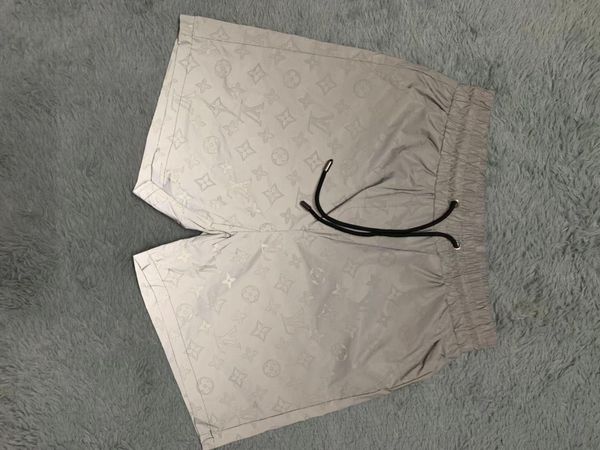 2020 men's shorts fashion shark print shorts summer beach shorts luxury men's pants, Black
2020 men's shorts fashion shark print shorts summer beach shorts luxury men's pants, Black