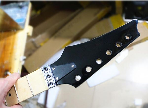 24 frets maple electric guitar neck maple fingerboard inlay dots black headstock wholesale guitar accessories parts
24 frets maple electric guitar neck maple fingerboard inlay dots black headstock wholesale guitar accessories parts
