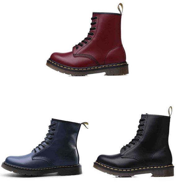 2020 comfortable luxury triple s designer boots mens womens fashion casual shoes high artin boots size 34-46
2020 comfortable luxury triple s designer boots mens womens fashion casual shoes high artin boots size 34-46
