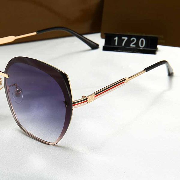 2017 the new women's polarizing sunglasses are a classic pair of glasses with a 1720 sunglasses
2017 the new women's polarizing sunglasses are a classic pair of glasses with a 1720 sunglasses