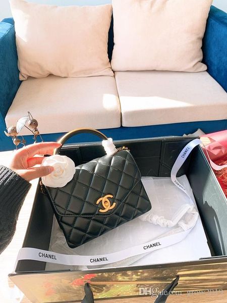 2020 fashion women handbags ladies design solid color alphabet embroidery bracelet wallet leather chain bag crossbody bags a627
2020 fashion women handbags ladies design solid color alphabet embroidery bracelet wallet leather chain bag crossbody bags a627