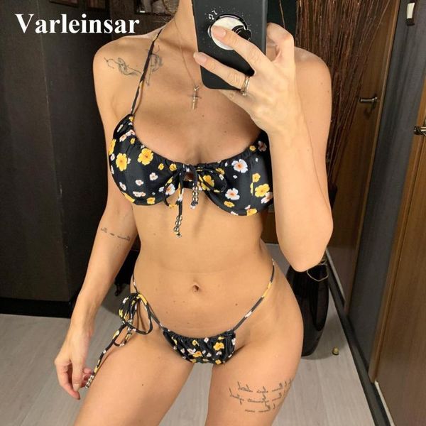 2020 floral printed bikini women swimwear female swimsuit two-pieces bikini set striped bather bathing suit swim v1641
2020 floral printed bikini women swimwear female swimsuit two-pieces bikini set striped bather bathing suit swim v1641