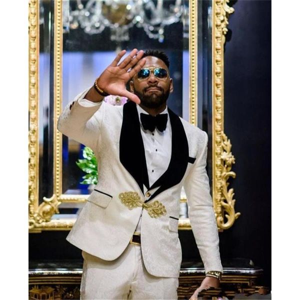 men's suits & blazers men shawl lapel man pattern ivory groom tuxedos wedding/prom 3 pieces ( jacket+pants+vest+tie ) e191, White;black
men's suits & blazers men shawl lapel man pattern ivory groom tuxedos wedding/prom 3 pieces ( jacket+pants+vest+tie ) e191, White;black