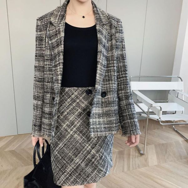 women suit double-breasted wool-blend lady casual blazer coat + mini skirt set, White;black
women suit double-breasted wool-blend lady casual blazer coat + mini skirt set, White;black
