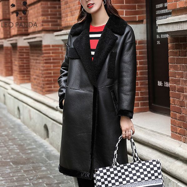 winter new fashion women thicken warm v-neck shorn sheepskin covered button female real leather coat cy530, Black
winter new fashion women thicken warm v-neck shorn sheepskin covered button female real leather coat cy530, Black