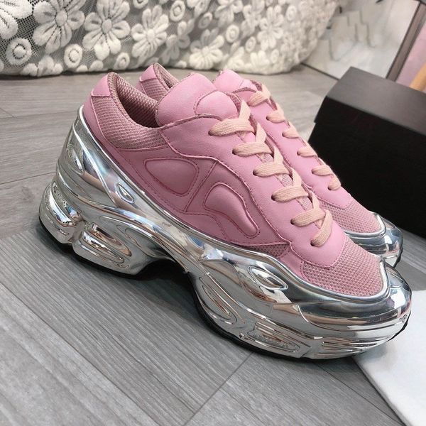 2019 chain reaction luxury designer shoes men women sneakers runner snow silver liquid bottom suede leather fashion women trainers, Black
2019 chain reaction luxury designer shoes men women sneakers runner snow silver liquid bottom suede leather fashion women trainers, Black