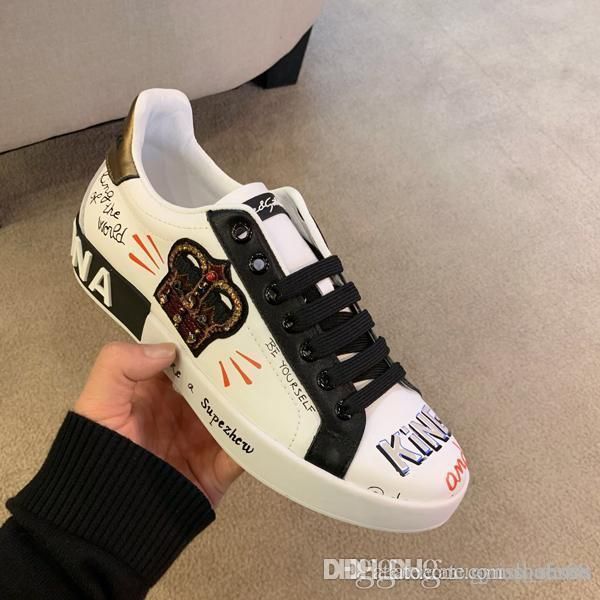 2020 leather men's outdoor casual shoes luxury flat party skateboard sneakers graffiti lover casual shoes high quality, Black
2020 leather men's outdoor casual shoes luxury flat party skateboard sneakers graffiti lover casual shoes high quality, Black