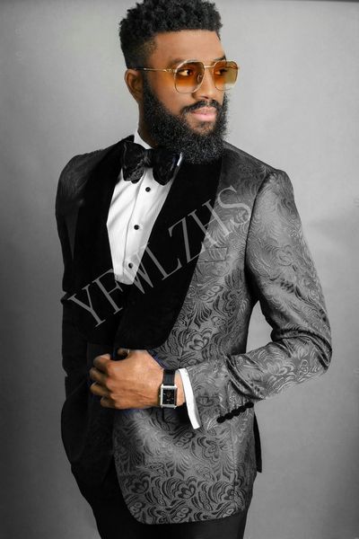 handsome one button groomsmen shawl lapel groom tuxedos men suits wedding/prom/dinner man blazer(jacket+pants+tie+vest) w205, Black;gray
handsome one button groomsmen shawl lapel groom tuxedos men suits wedding/prom/dinner man blazer(jacket+pants+tie+vest) w205, Black;gray