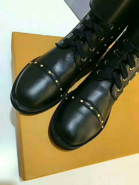 fashion women ankle boots classic women's shorts boots designer ladies short boots genuine leather shoes, Black
fashion women ankle boots classic women's shorts boots designer ladies short boots genuine leather shoes, Black