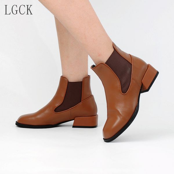 plus size 34-44 genuine leather women shoes new 2019 autumn square low heeled ankle boots fashion office leather boots, Black
plus size 34-44 genuine leather women shoes new 2019 autumn square low heeled ankle boots fashion office leather boots, Black