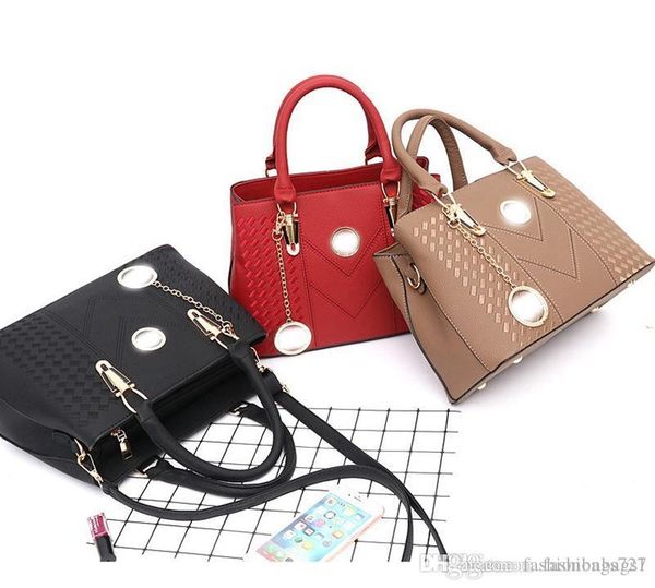 2020handle fashion designer luxury handbags purses crossbody bags lady handbag woman hand bag clutch messenger lunch tote shoulder bag
2020handle fashion designer luxury handbags purses crossbody bags lady handbag woman hand bag clutch messenger lunch tote shoulder bag