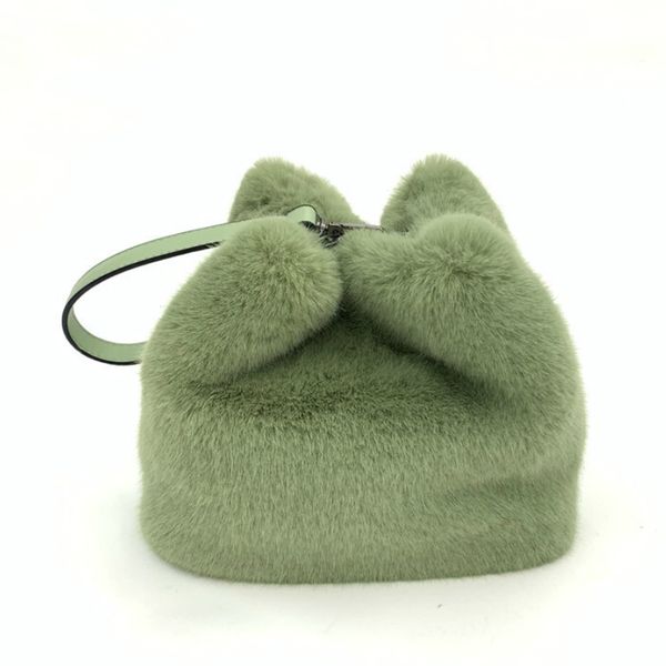 2020 luxury designer women handbags faux plush ladies shoulder bucket bags fashion female crossbody bag clutch purse
2020 luxury designer women handbags faux plush ladies shoulder bucket bags fashion female crossbody bag clutch purse