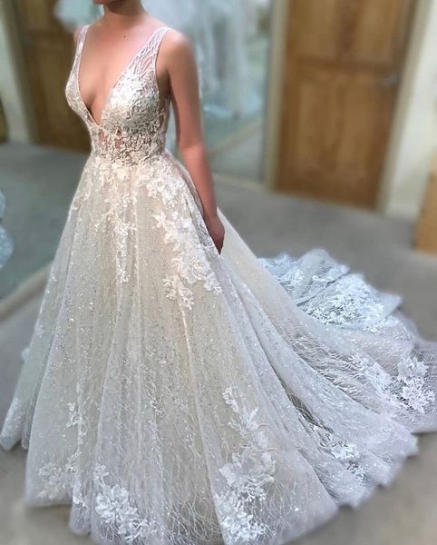 Glamorous V-Neck Sleeveless Sequins Lace Wedding Dresses 2019 Long Bridal Gowns Backless Party Wear Dresses Custom Made
Glamorous V-Neck Sleeveless Sequins Lace Wedding Dresses 2019 Long Bridal Gowns Backless Party Wear Dresses Custom Made