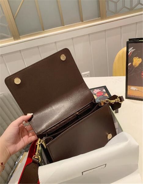 2020 handbag handbag for fashionable ladies shopping bag for shoulder bag for fashionable ladies small black cloth bag,20*14cm
2020 handbag handbag for fashionable ladies shopping bag for shoulder bag for fashionable ladies small black cloth bag,20*14cm