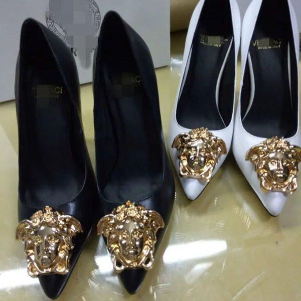 Brand New Medusa Woman Shoes Summer Buckle Strap Rivet Sandals High-heeled Shoes Pointed toe Fashion Wedding Shoes Single High heel
Brand New Medusa Woman Shoes Summer Buckle Strap Rivet Sandals High-heeled Shoes Pointed toe Fashion Wedding Shoes Single High heel