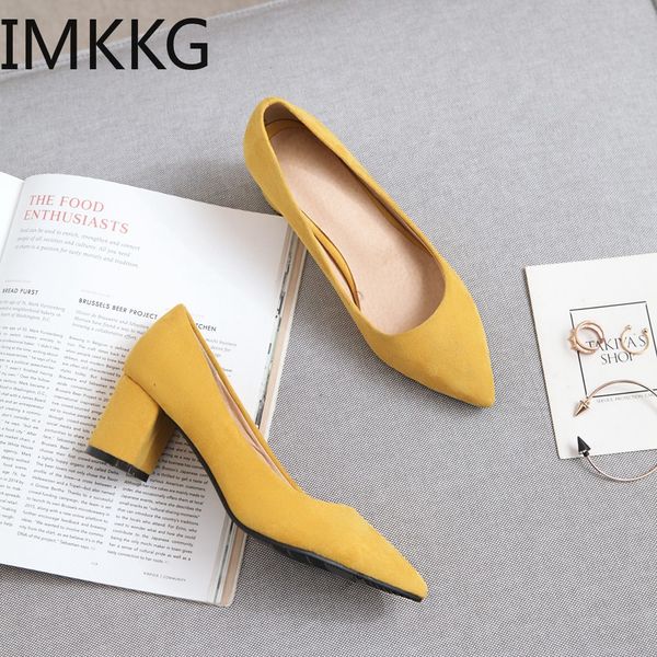 good quality thick high heels shoes women pumps pointed toe work shoes slip on high heels spring footwear big size 42 43 a00292, Black
good quality thick high heels shoes women pumps pointed toe work shoes slip on high heels spring footwear big size 42 43 a00292, Black