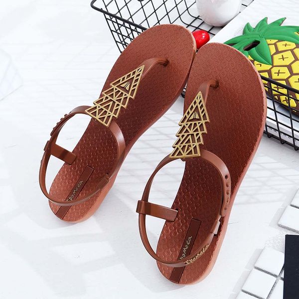 01008 slippers rubber slide sandal floral brocade men slipper gear bottoms flip flops women striped beach causal slipper with box size:35-45, Black
01008 slippers rubber slide sandal floral brocade men slipper gear bottoms flip flops women striped beach causal slipper with box size:35-45, Black